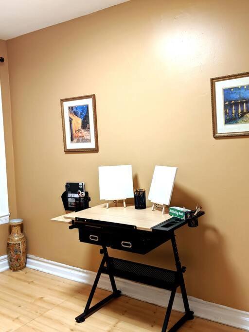 Discover your hidden Van Gogh! Apartment
